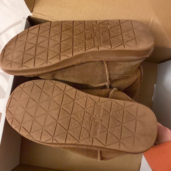 Minnetonka tan callahan short boots for women size 7 - Picture 6 of 10